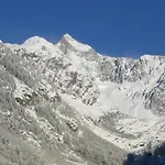 Elegant Alpine For 8 *