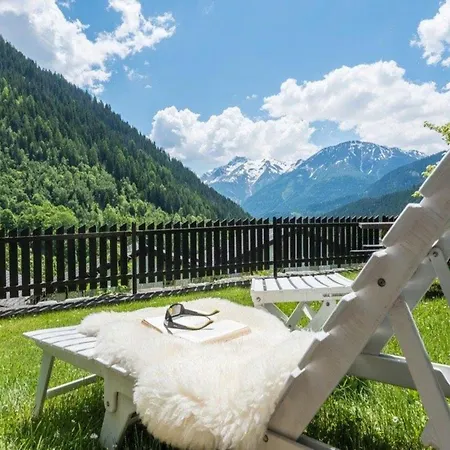 Elegant Alpine For 8 Fieschertal
