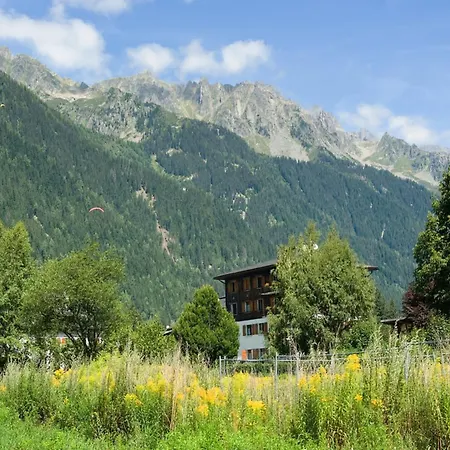 Chalet Elegant Alpine For 8 Fieschertal