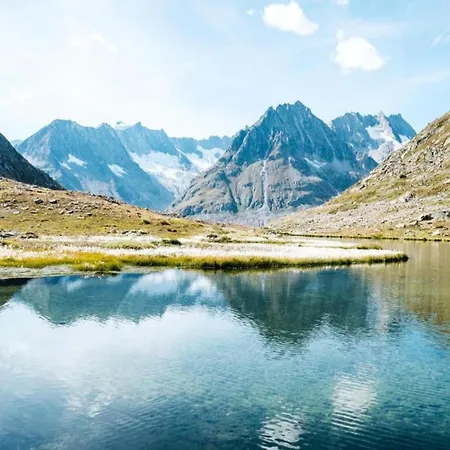 Elegant Alpine For 8