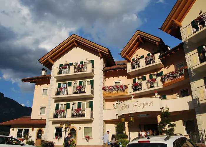 Dağ evi Elegant Alpine For 8