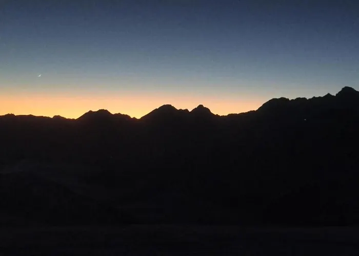 Chalet Elegant Alpine For 8 Fieschertal